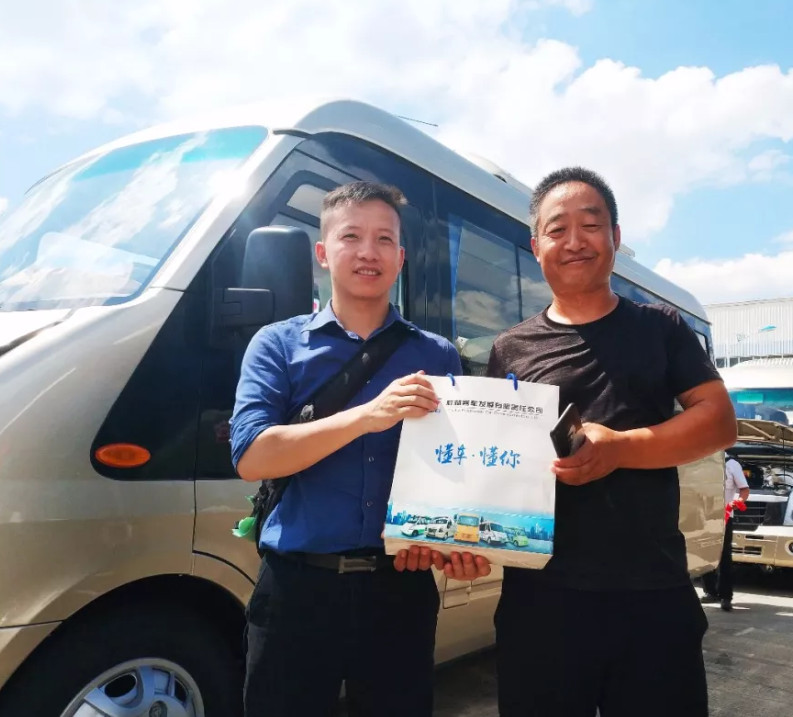 五菱河南村村通客车